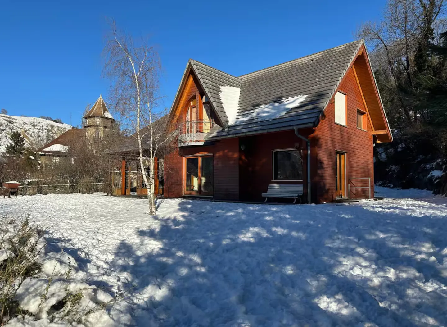 Le Chalet Du Vigny sous la neige, proche des domaines skiables